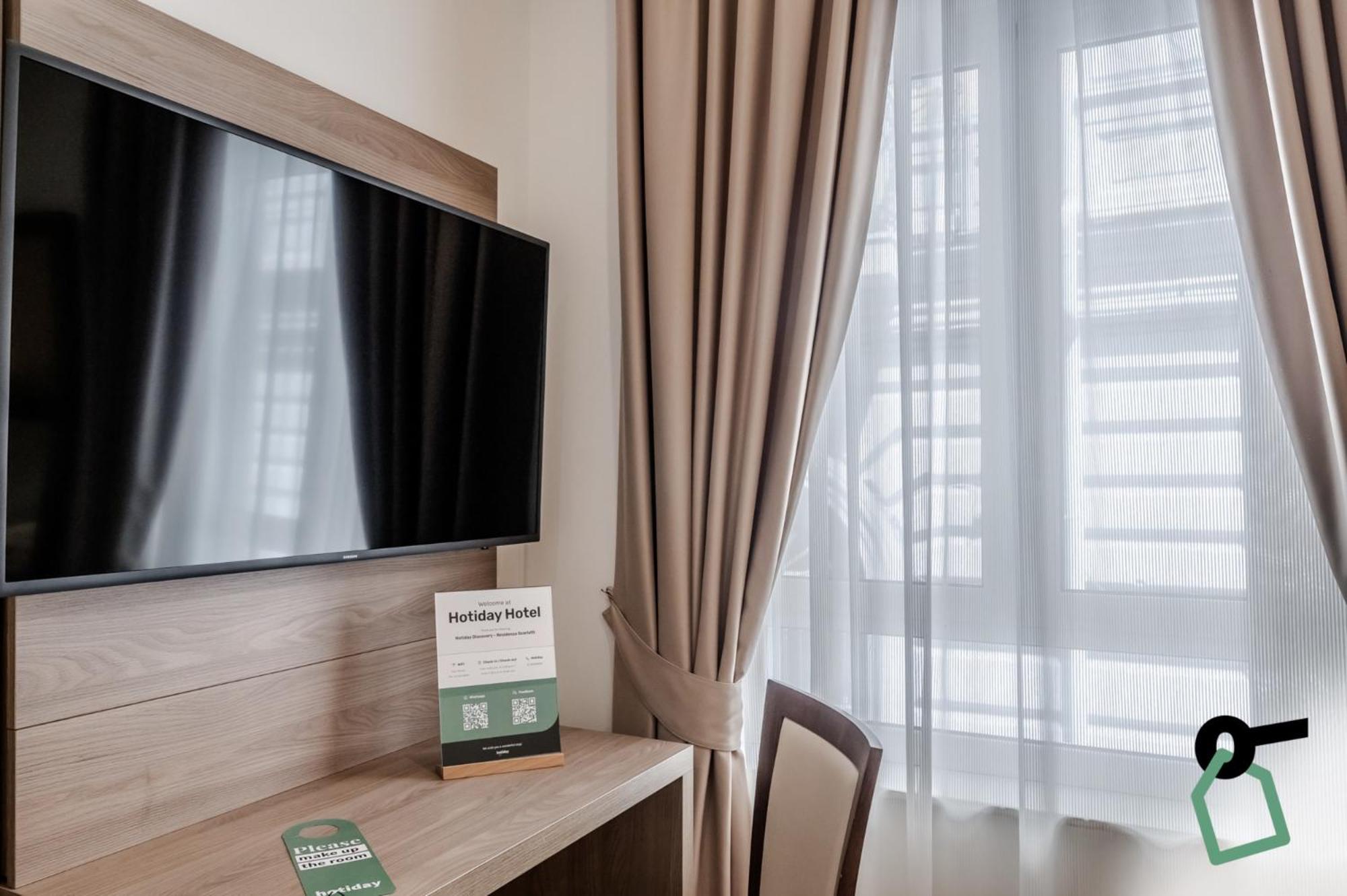 Hotiday Room Collection - Napoli Residenza Scarlatti Luaran gambar