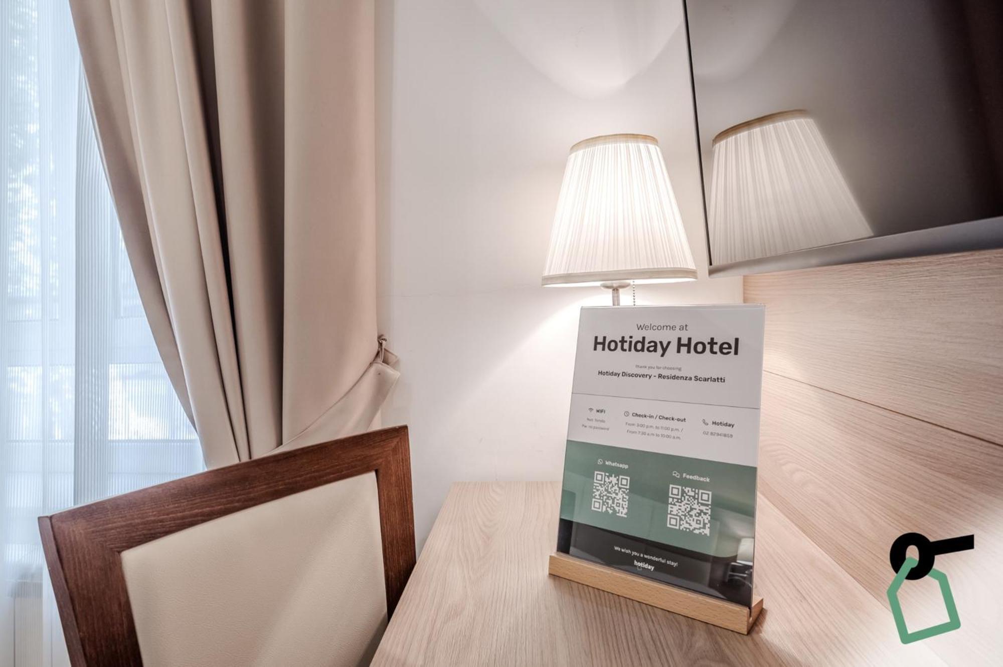 Hotiday Room Collection - Napoli Residenza Scarlatti Luaran gambar