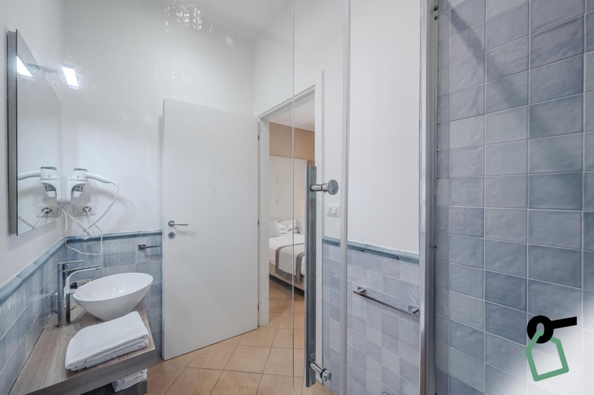 Hotiday Room Collection - Napoli Residenza Scarlatti Luaran gambar